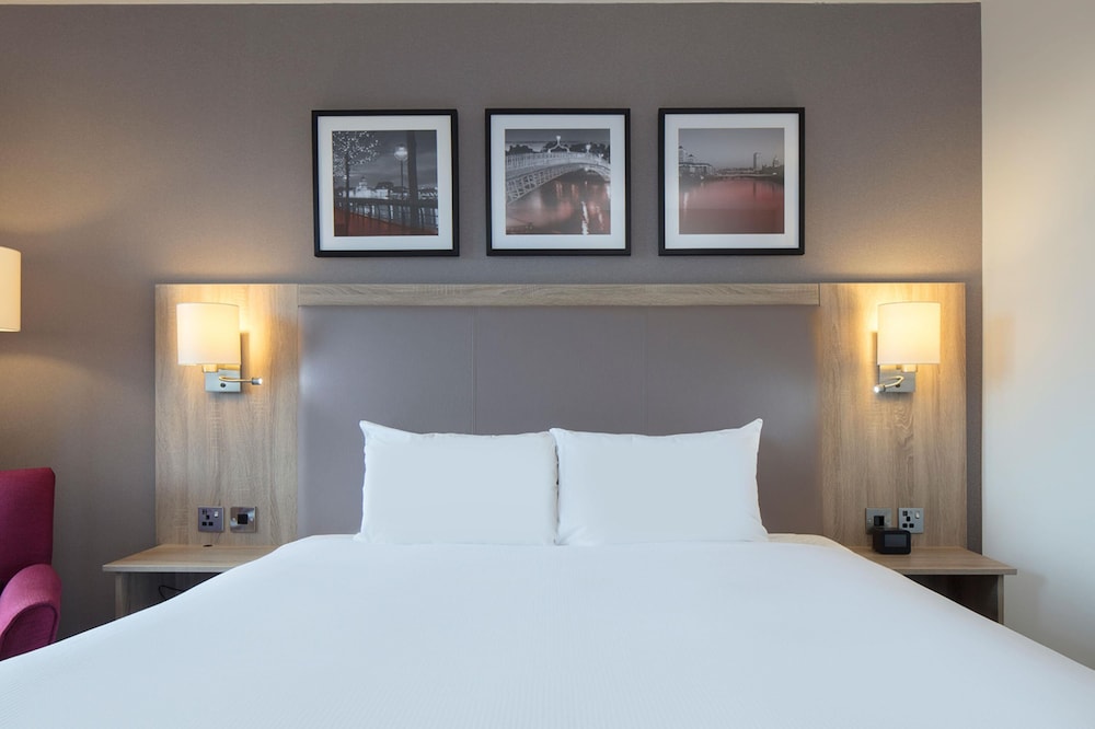 Hilton Garden Inn Dublin City Centre - zdjęcie 3