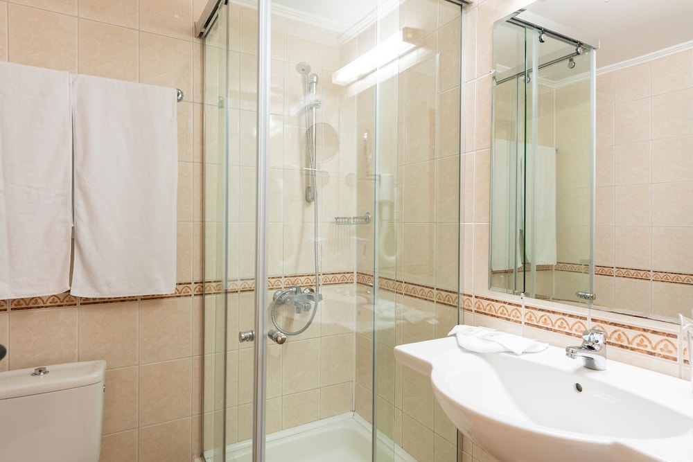 Burgas Beach — Hotel rooms in Sunny Beach, Burgas Region