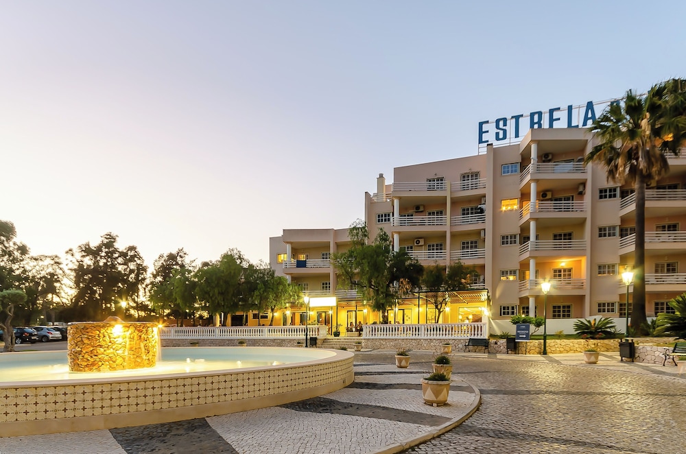TURIM Estrela do Vau Hotel — Hotel building in Portimão, Faro