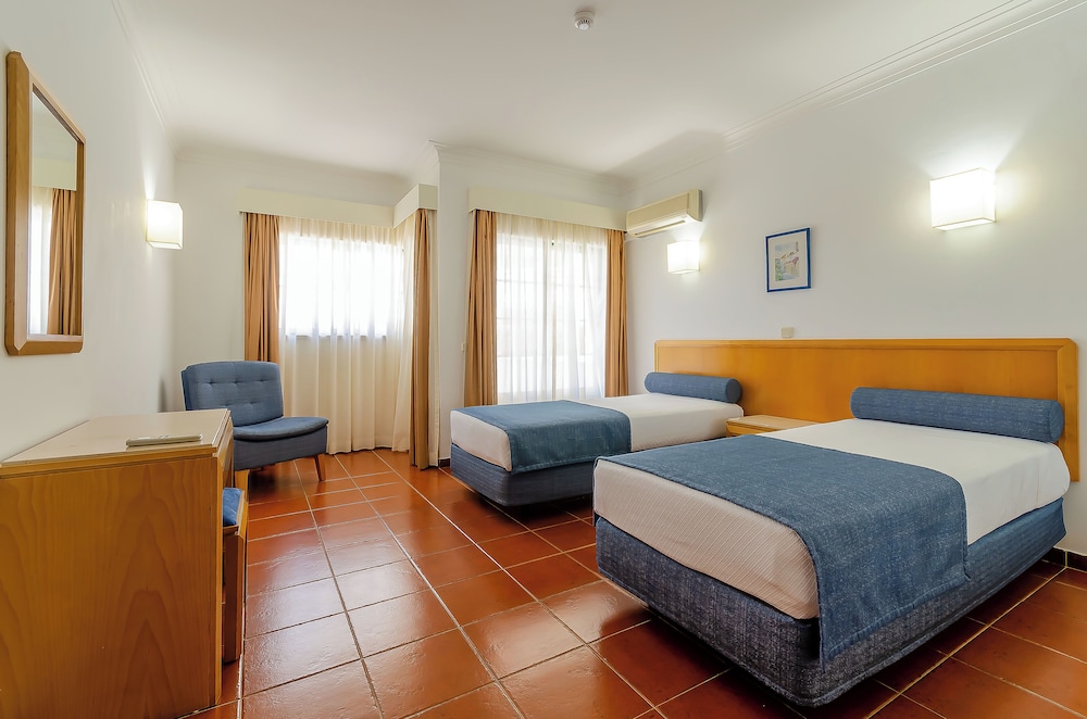TURIM Estrela do Vau Hotel — Hotel rooms in Portimão, Faro