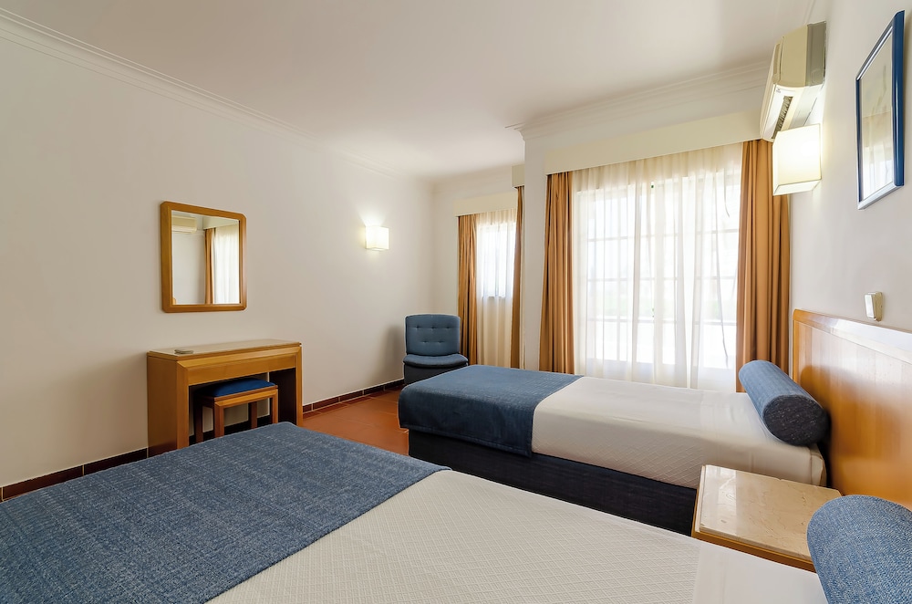 TURIM Estrela do Vau Hotel — Hotel rooms in Portimão, Faro