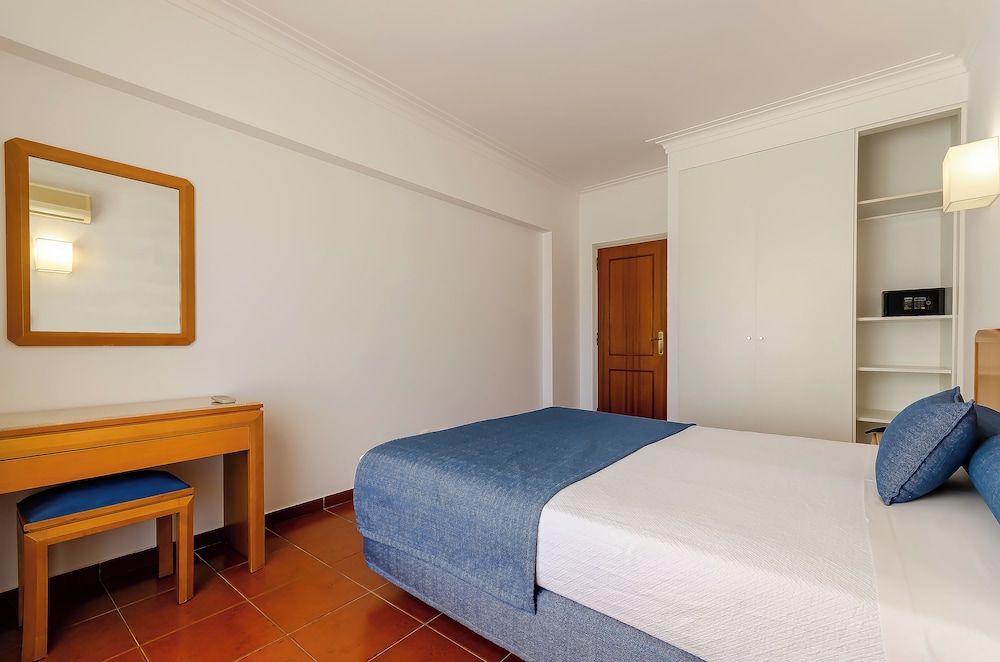 TURIM Estrela do Vau Hotel — Hotel rooms in Portimão, Faro