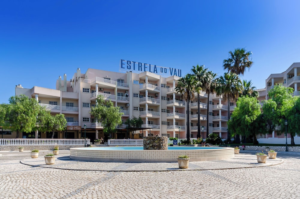 TURIM Estrela do Vau Hotel — Hotel building in Portimão, Faro