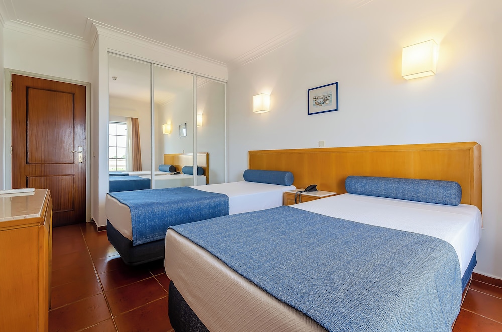 TURIM Estrela do Vau Hotel — Hotel rooms in Portimão, Faro