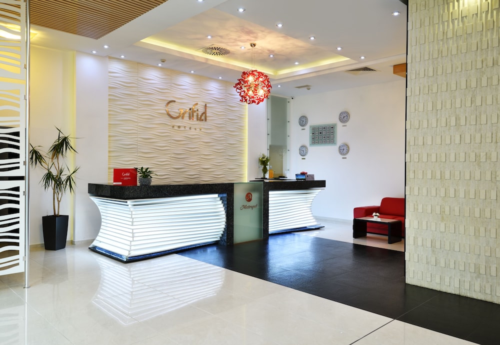 Grifid Hotel Metropol - Premium All Inclusive — Hotel building in Golden Sands, Varna Region