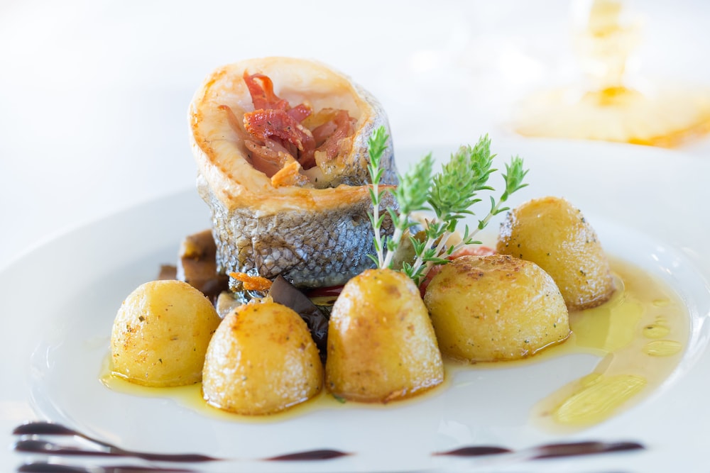 Ozadi Tavira Hotel — Restaurant & bars in Tavira, Faro