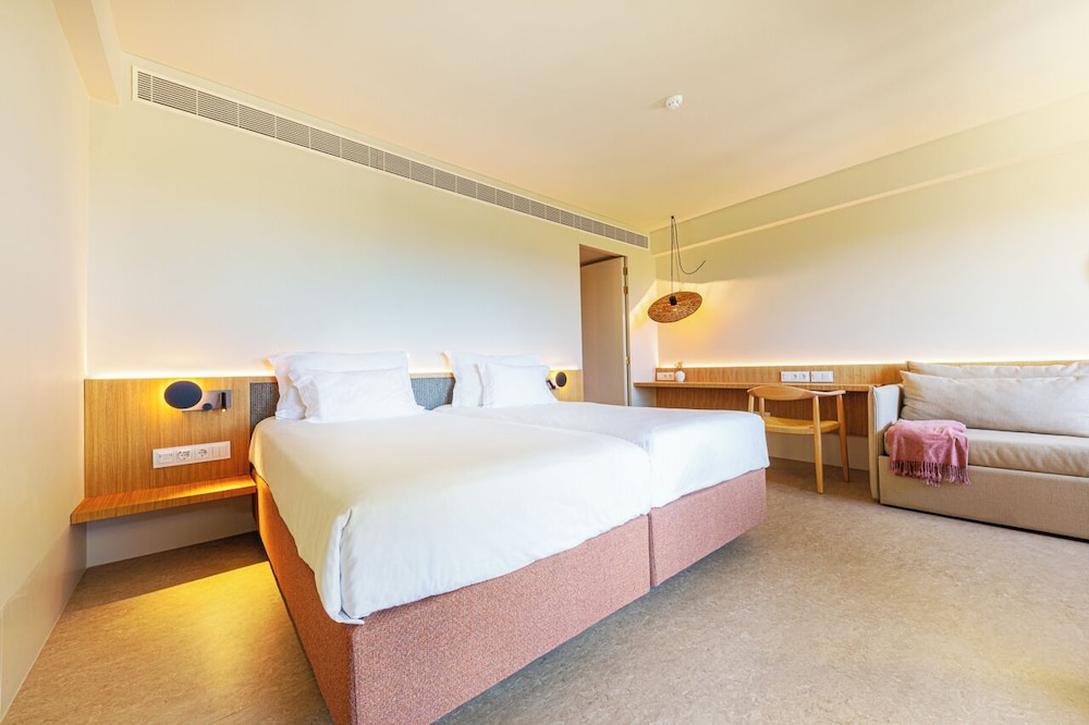 Ozadi Altura Beach Resort — Hotel rooms in Altura, Faro