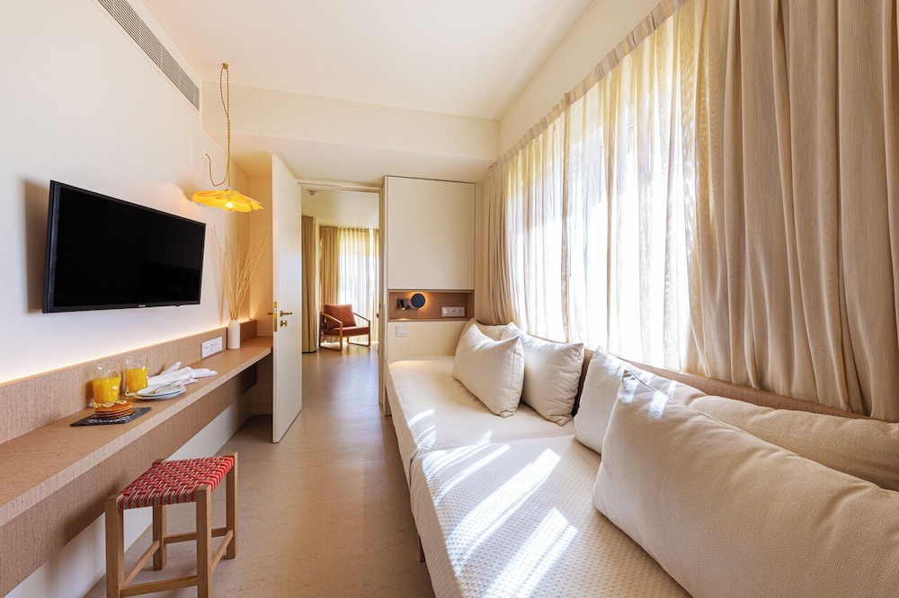 Ozadi Altura Beach Resort — Hotel rooms in Altura, Faro