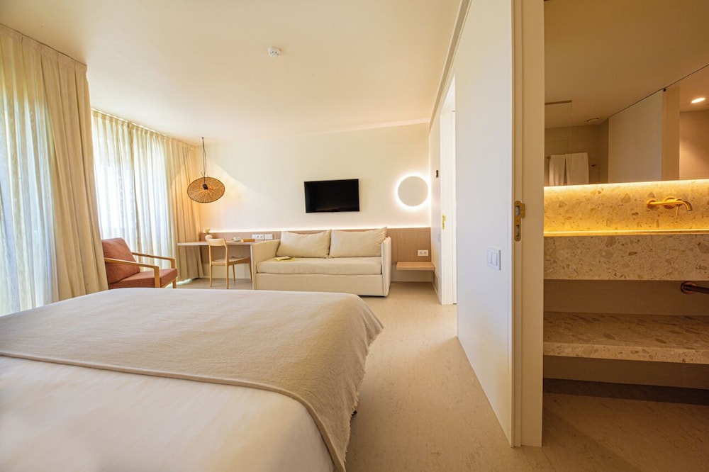 Ozadi Altura Beach Resort — Hotel rooms in Altura, Faro