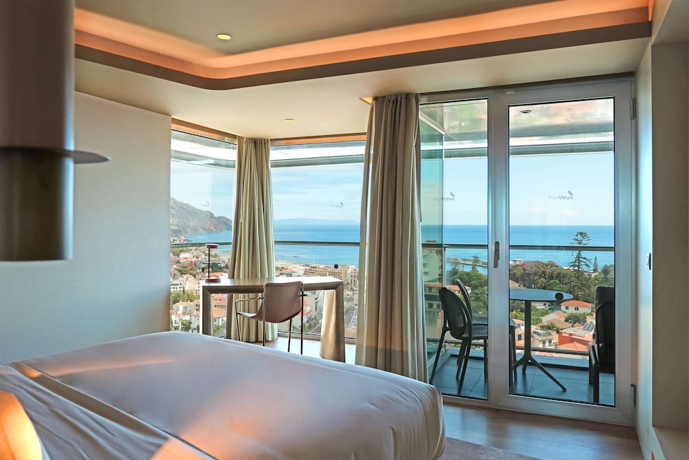 The Views Baia - Adults Only — Hotel rooms in Funchal, Madeira
