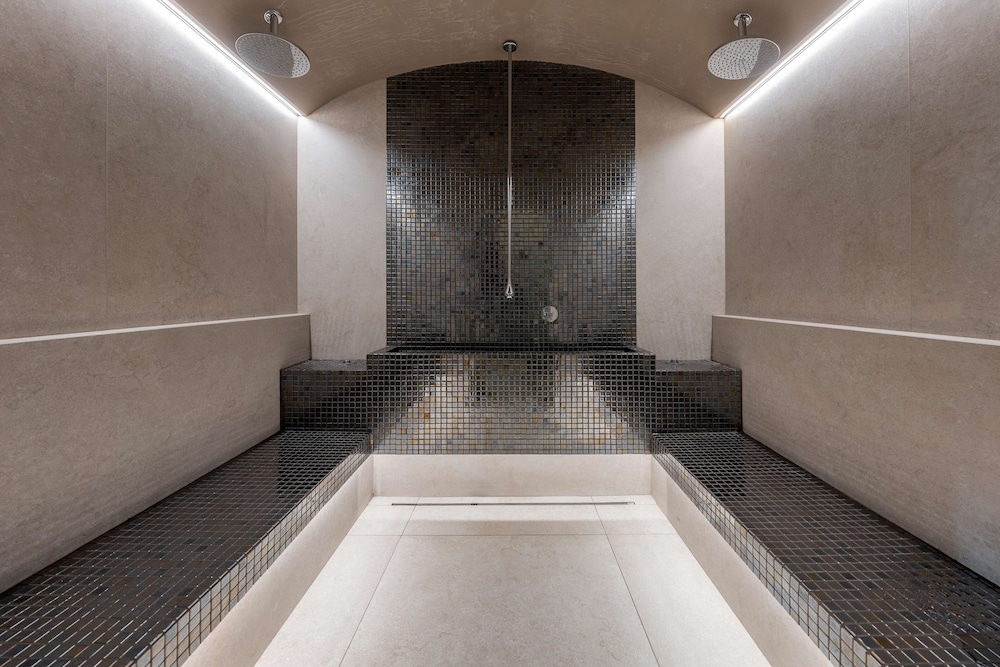 The Views Baia - Adults Only — Spa in Funchal, Madeira