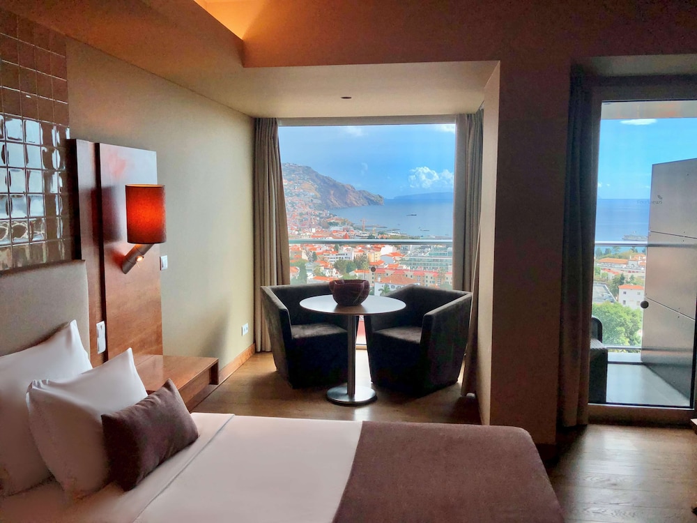 The Views Baia - Adults Only — Hotel rooms in Funchal, Madeira