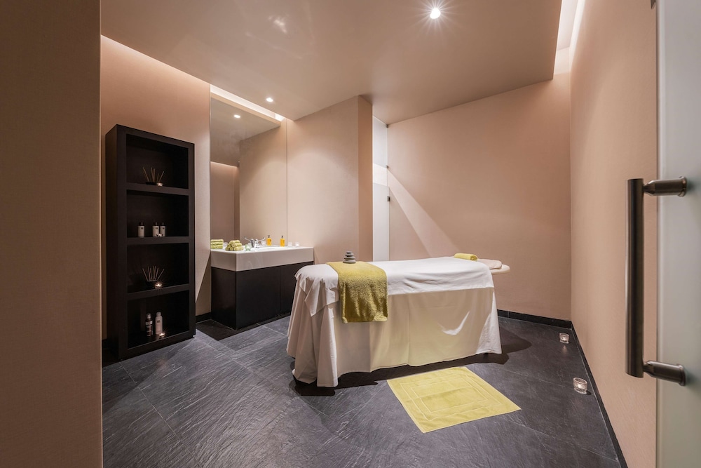 The Views Baia - Adults Only — Spa in Funchal, Madeira