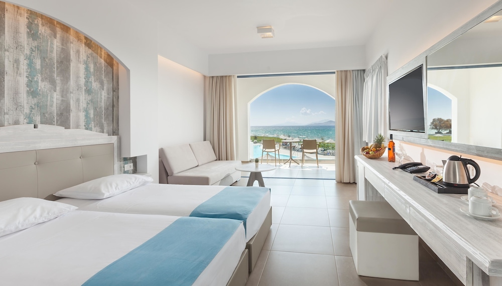 Aeolos Beach Hotel — Hotel rooms in Tigaki, South Aegean