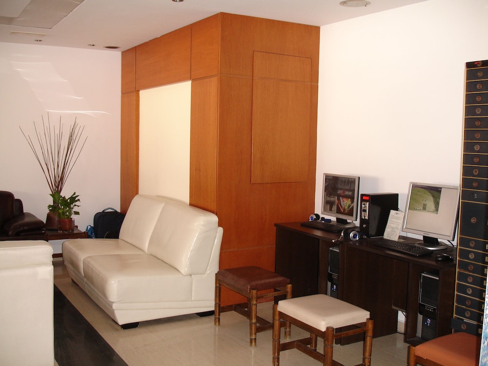 Africa Hotel — Hotel building in Rhodes Town, South Aegean
