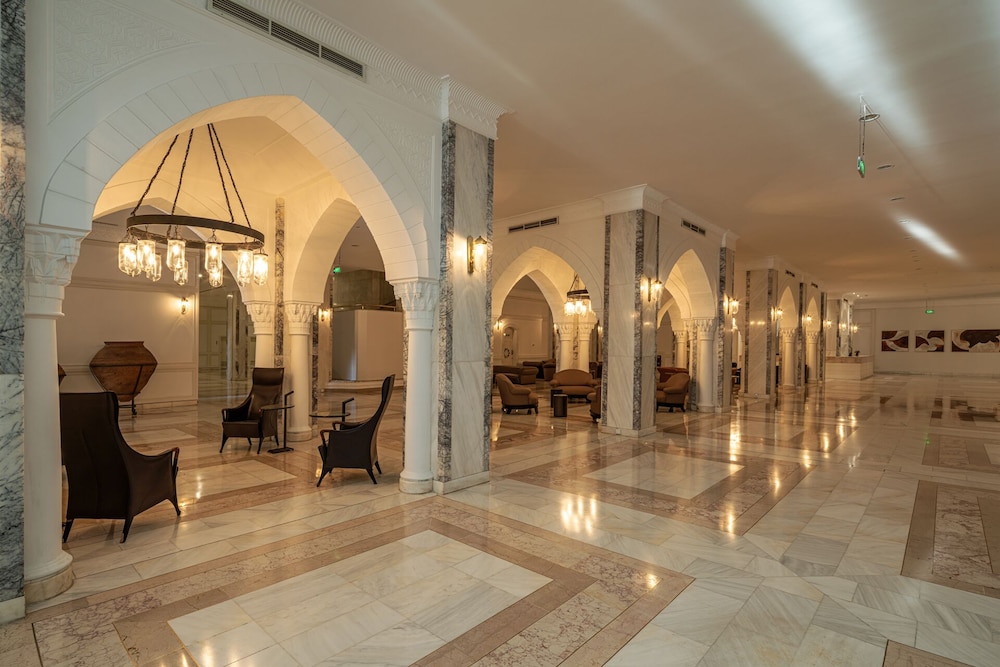 Balmy Foresta - All inclusive — Hotel building in Kemer