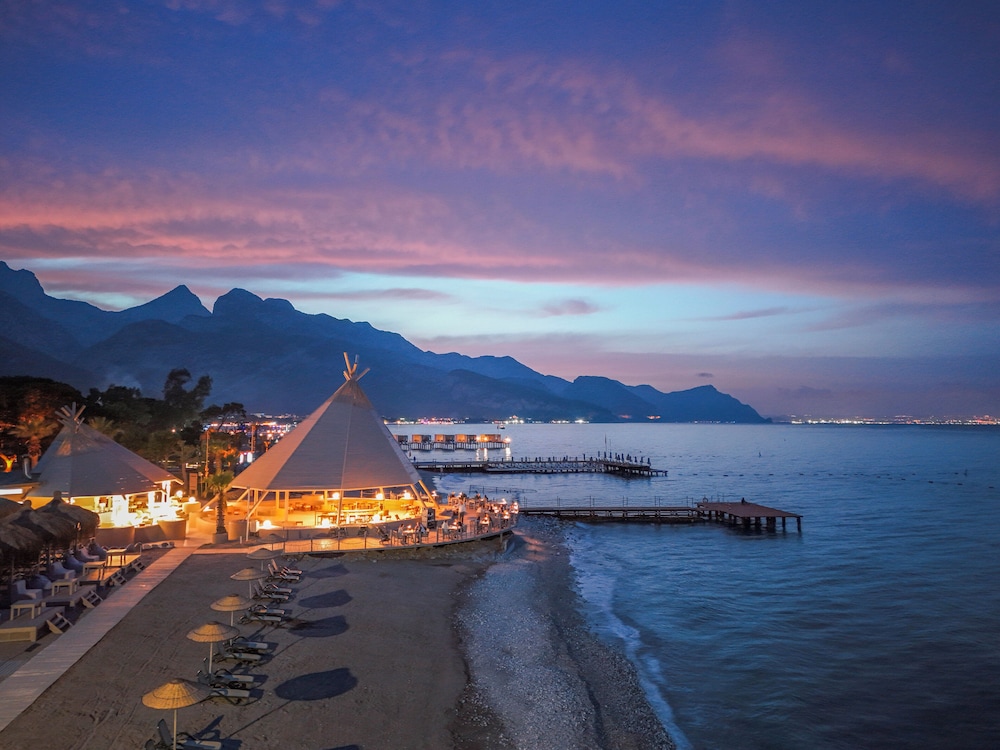 Balmy Foresta - All inclusive — Beach in Kemer