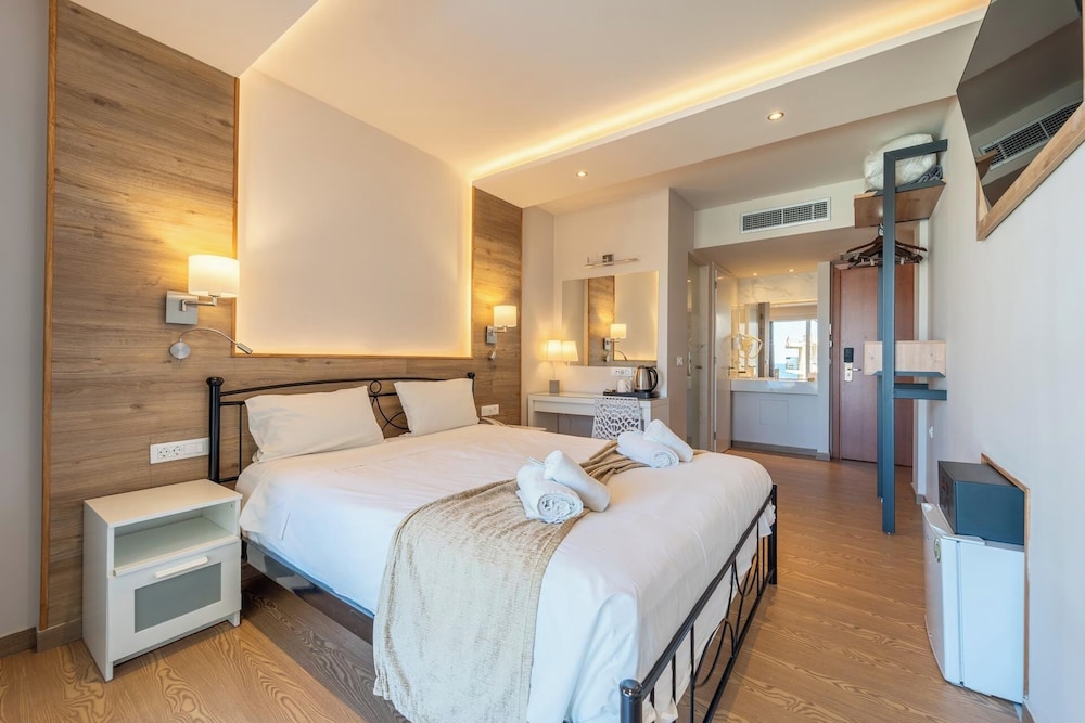 Arte Hotel — Hotel rooms in Rhodes Town, South Aegean