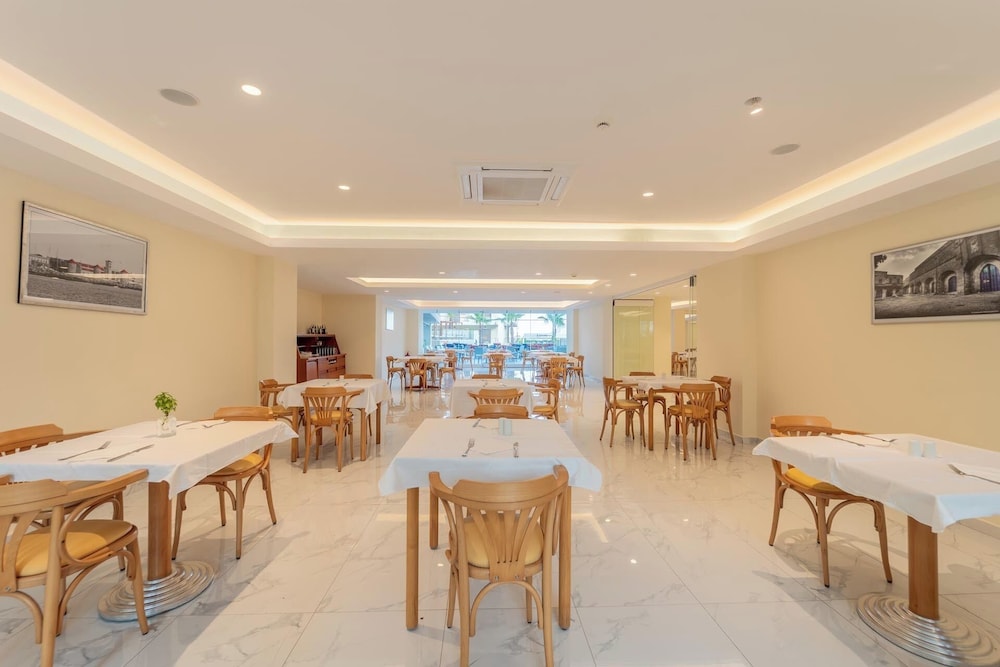 Arte Hotel — Restaurant & bars in Rhodes Town, South Aegean