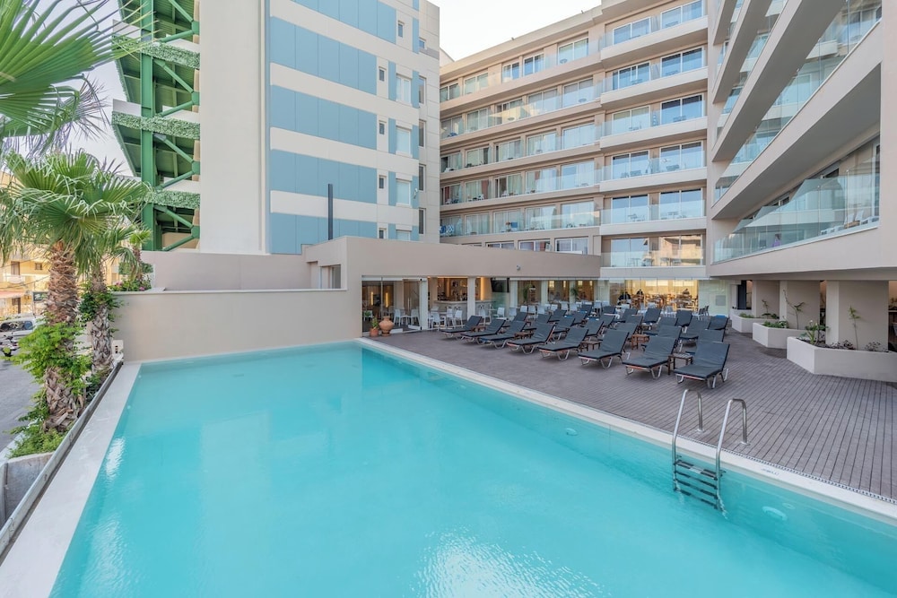 Arte Hotel — Swimming pool in Rhodes Town, South Aegean
