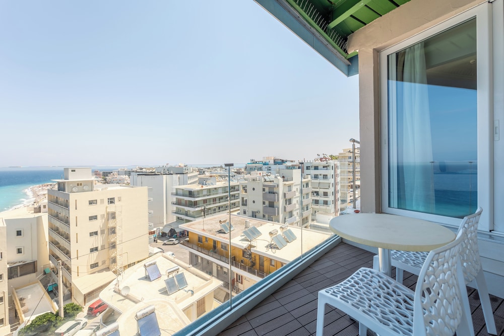 Arte Hotel — Hotel building in Rhodes Town, South Aegean
