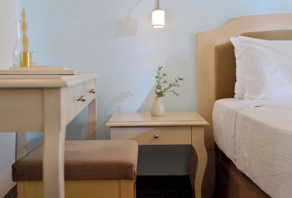 Parthenon Hotel Athens, Vassilicos House of Hospitality — Hotel rooms in Athens, Attica