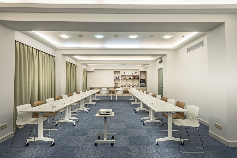 Stratos Hotel Athens, Vassilicos House of Hospitality — Hotel building in Athens, Attica