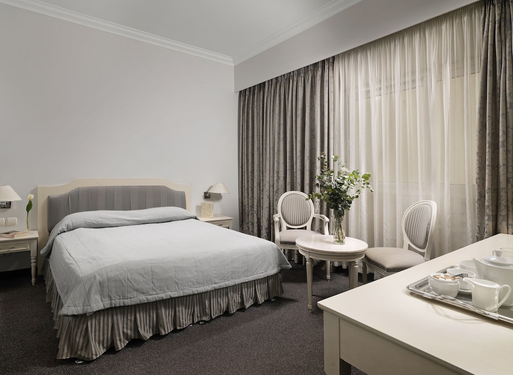 Stratos Hotel Athens, Vassilicos House of Hospitality — Hotel rooms in Athens, Attica