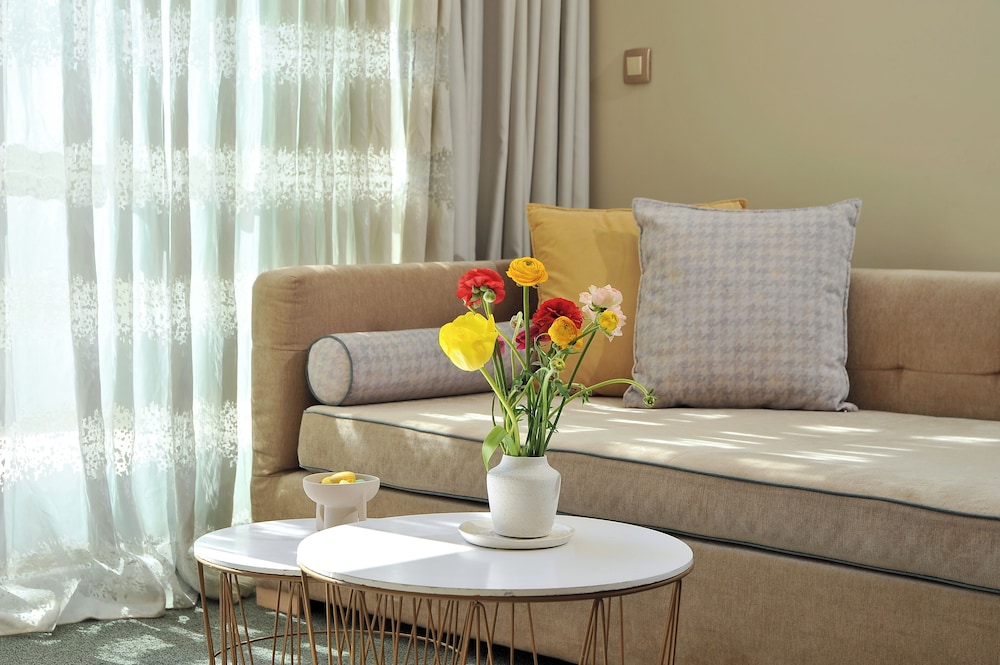 Stratos Hotel Athens, Vassilicos House of Hospitality — Hotel rooms in Athens, Attica