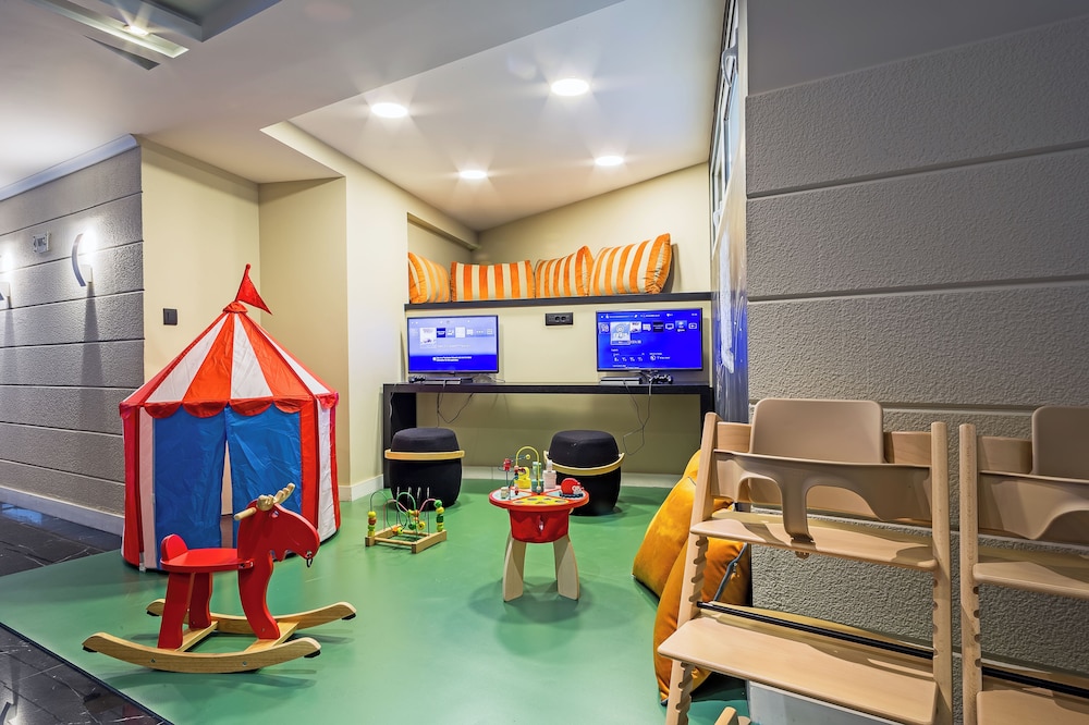 Stratos Hotel Athens, Vassilicos House of Hospitality — Attractions for children in Athens, Attica