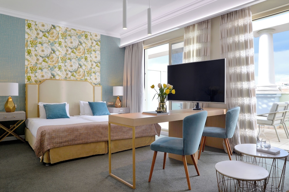 Stratos Hotel Athens, Vassilicos House of Hospitality — Hotel rooms in Athens, Attica
