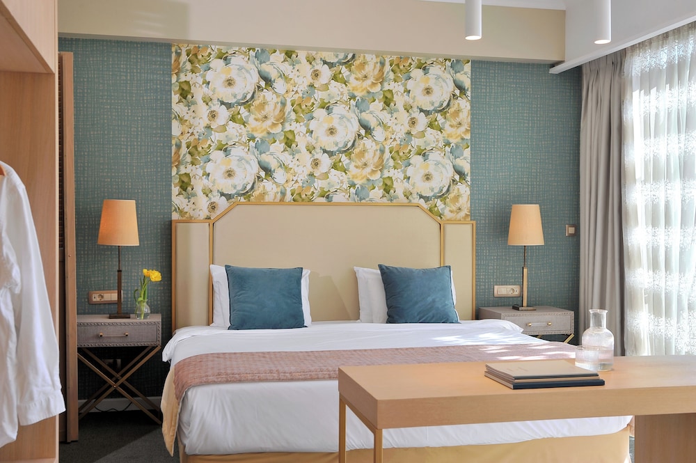 Stratos Hotel Athens, Vassilicos House of Hospitality — Hotel rooms in Athens, Attica