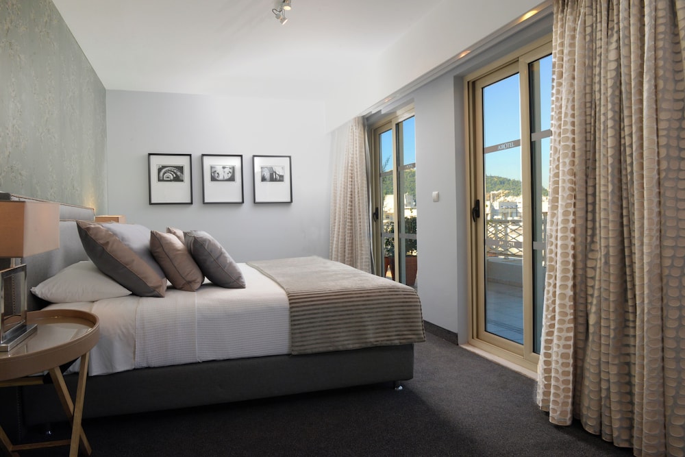 Stratos Hotel Athens, Vassilicos House of Hospitality — Hotel rooms in Athens, Attica