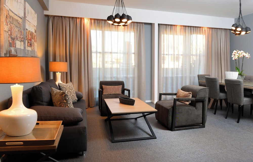 Stratos Hotel Athens, Vassilicos House of Hospitality — Hotel rooms in Athens, Attica