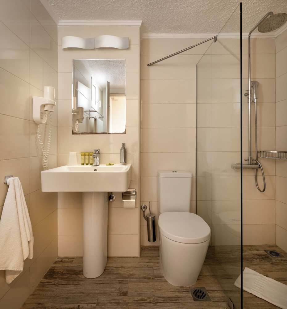 Mitsis Selection Azure — Hotel rooms in Kriopigi, Central Macedonia