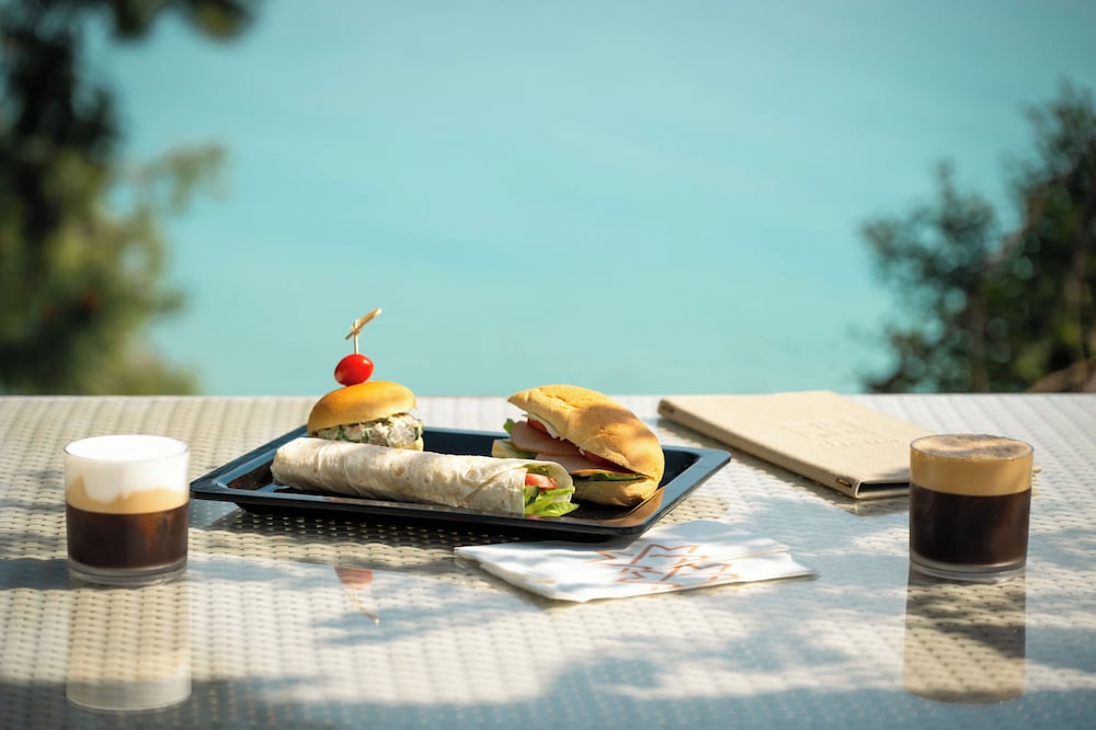 Mitsis Selection Azure — Restaurant & bars in Kriopigi, Central Macedonia
