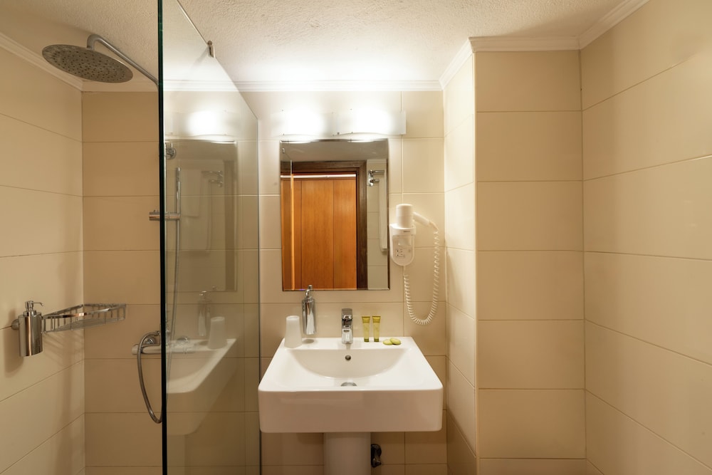 Mitsis Selection Azure — Hotel rooms in Kriopigi, Central Macedonia