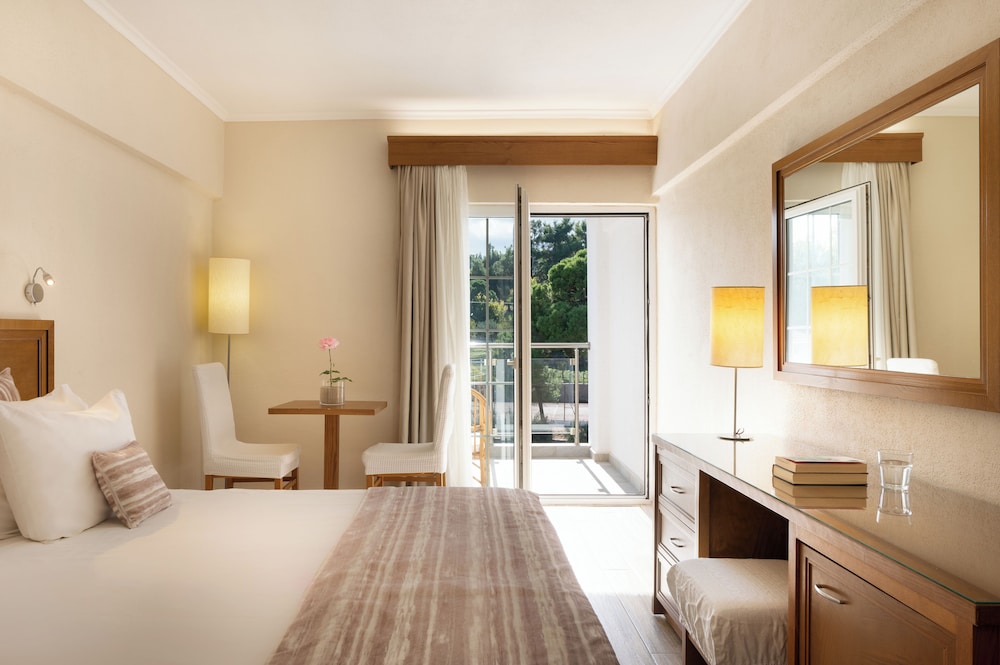 Mitsis Selection Azure — Hotel rooms in Kriopigi, Central Macedonia