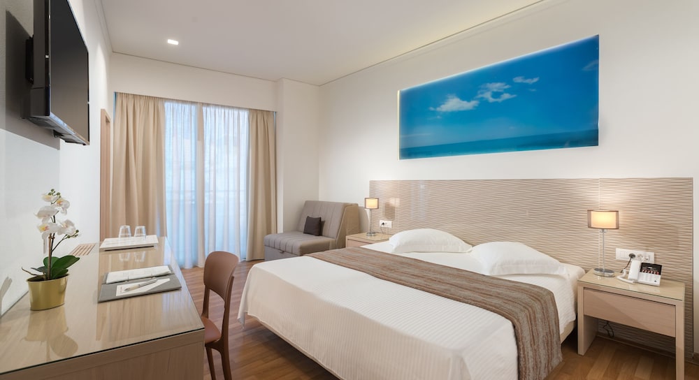 Alexandra Hotel — Hotel rooms in Kos Town, South Aegean