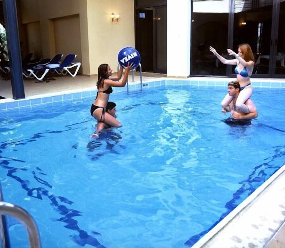 Alexandra Hotel — Swimming pool in Kos Town, South Aegean