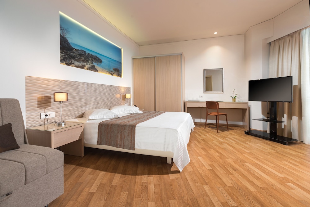 Alexandra Hotel — Hotel rooms in Kos Town, South Aegean