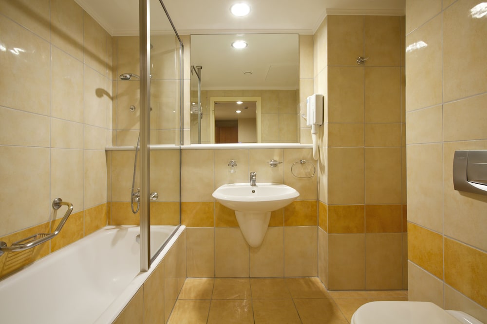 Alexandra Hotel — Hotel rooms in Kos Town, South Aegean
