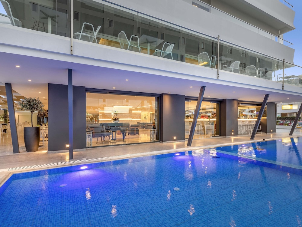 Mercure Rhodes Alexia Hotel & Spa — Swimming pool in Rhodes Town, South Aegean