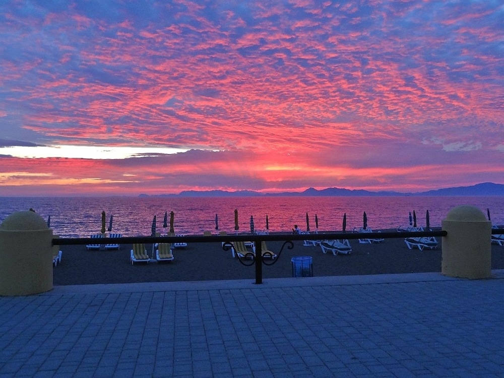 Mercure Rhodes Alexia Hotel & Spa — Beach in Rhodes Town, South Aegean