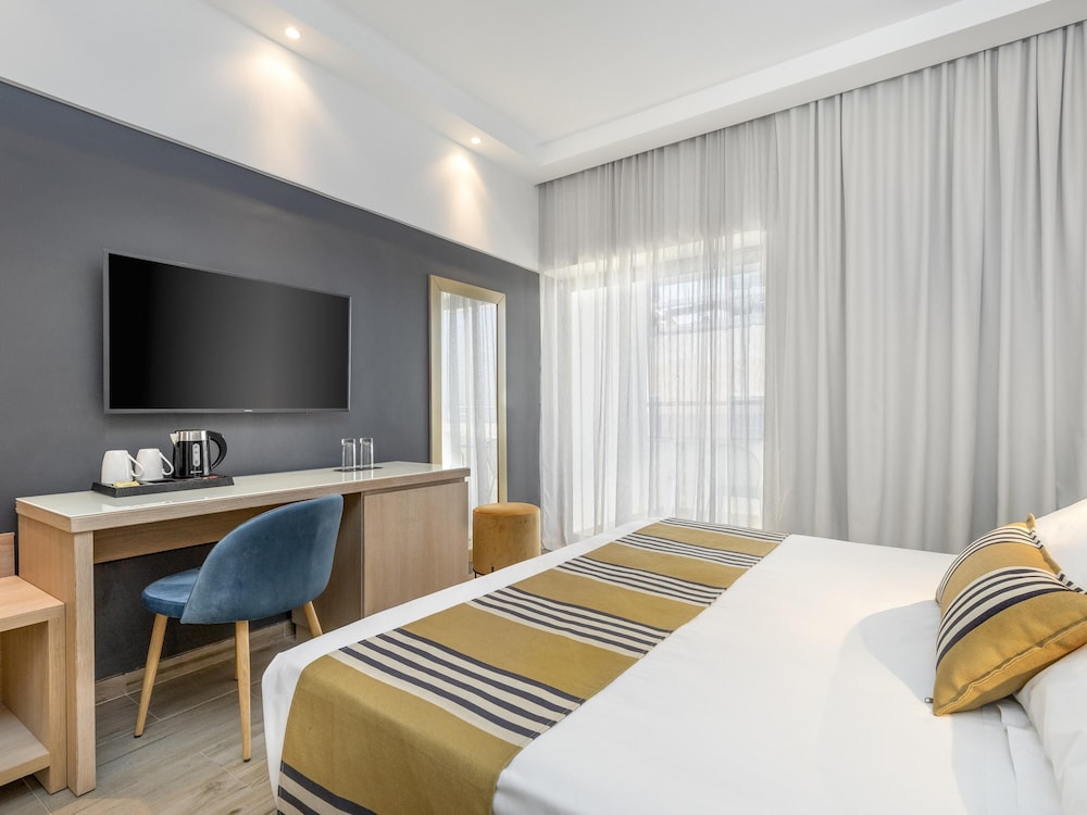 Mercure Rhodes Alexia Hotel & Spa — Hotel rooms in Rhodes Town, South Aegean