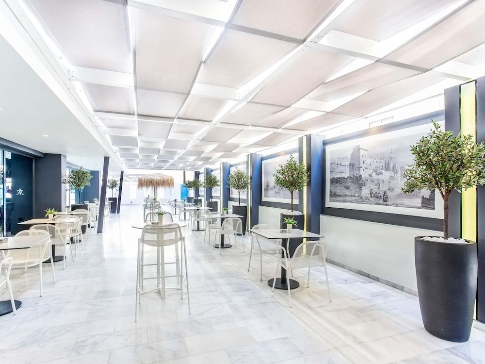 Mercure Rhodes Alexia Hotel & Spa — Restaurant & bars in Rhodes Town, South Aegean