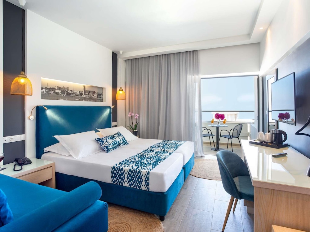 Mercure Rhodes Alexia Hotel & Spa — Hotel rooms in Rhodes Town, South Aegean