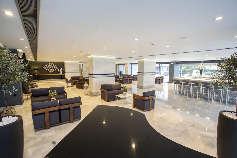 Mercure Rhodes Alexia Hotel & Spa — Restaurant & bars in Rhodes Town, South Aegean