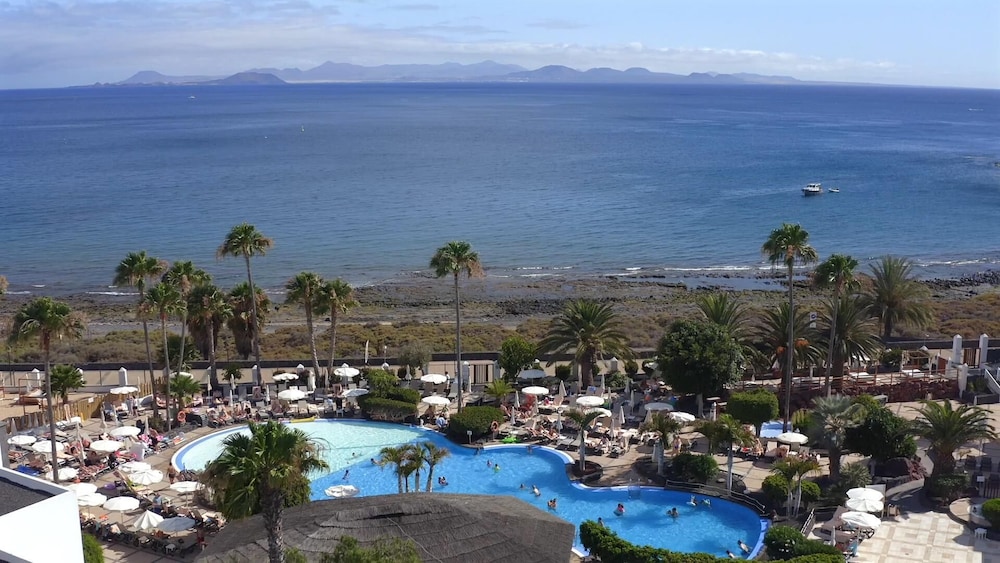 Gran Tagoro Family & Fun Playa Blanca — Swimming pool in Playa Blanca, Canary Islands