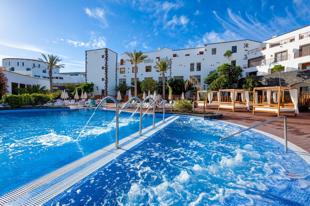 Gran Tagoro Family & Fun Playa Blanca — Swimming pool in Playa Blanca, Canary Islands